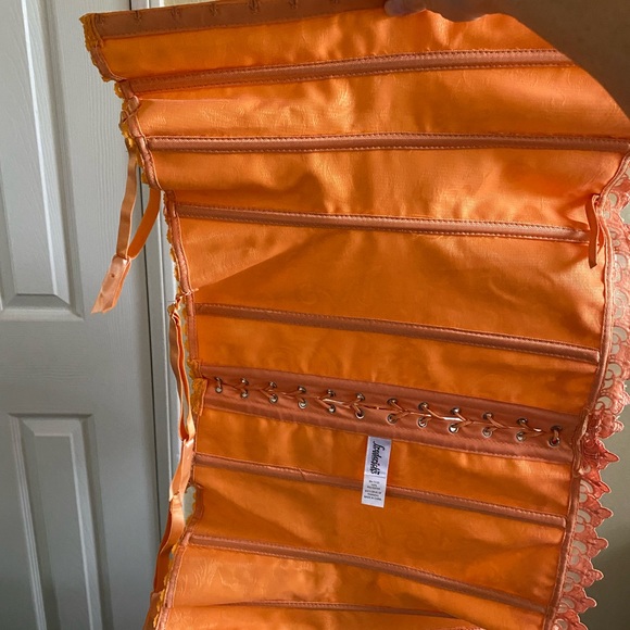 NEW Fredericks of Hollywood corset - Picture 7 of 9